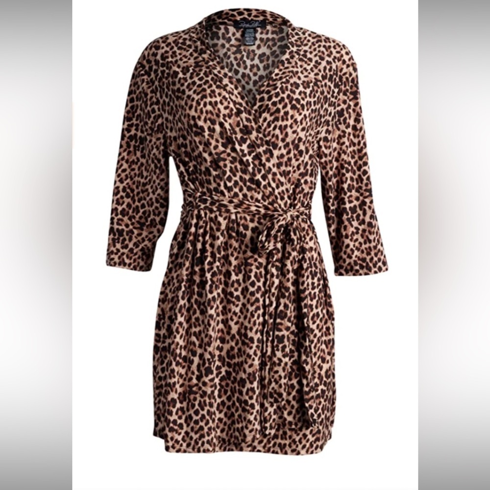 Rene Rofe Leopard Print BathrobeSleepwear Tan and Black